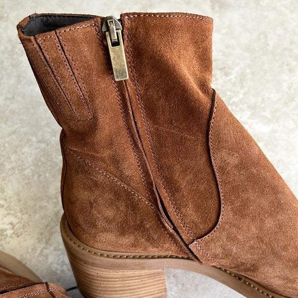 NWOB Made in Italy 🇮🇹 Cordani Butler Bootie Camoscio Tobacco Suede US8.5/EU39 - Picture 4 of 9